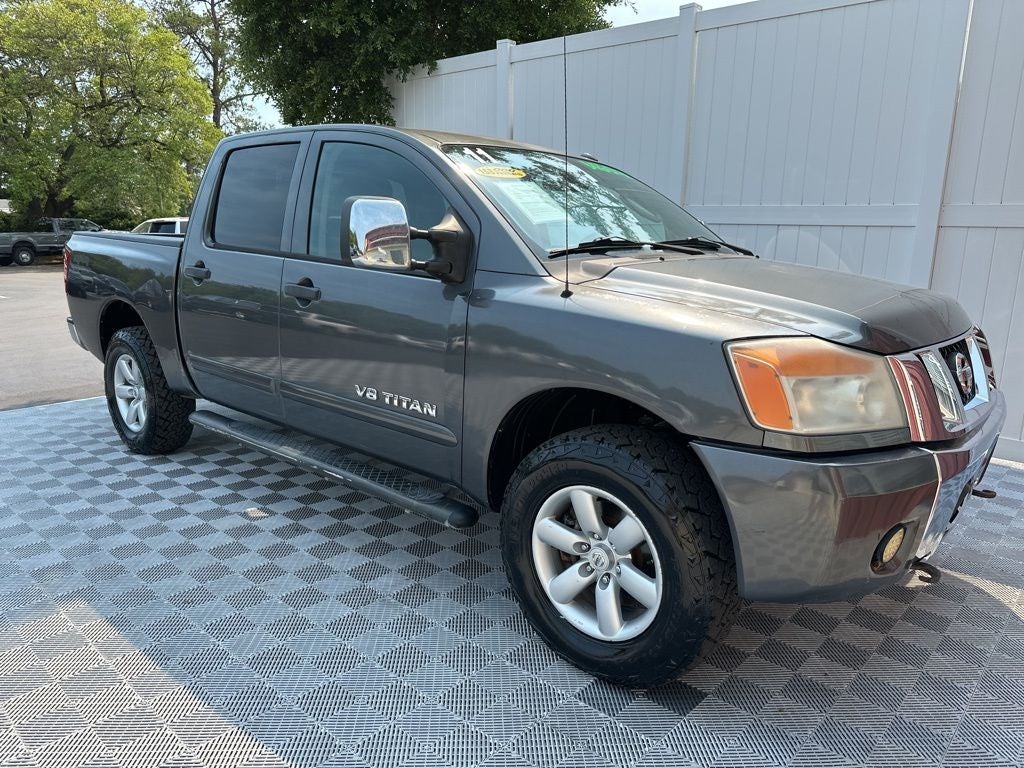 2011 Nissan Titan SV