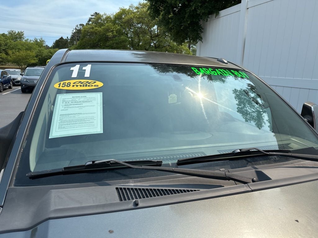 2011 Nissan Titan SV