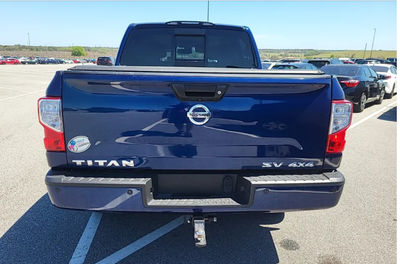 2017 Nissan Titan Base