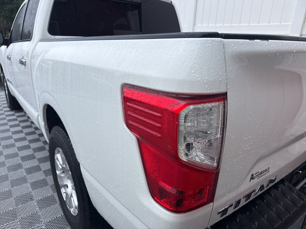 2019 Nissan Titan SV