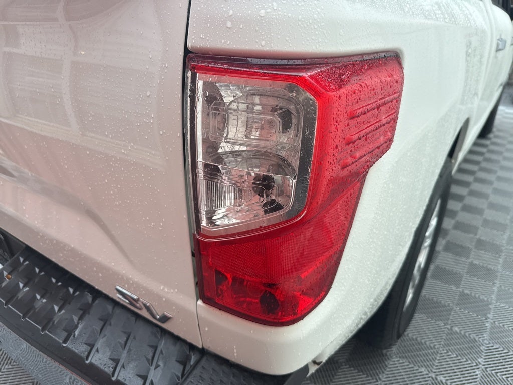 2019 Nissan Titan SV