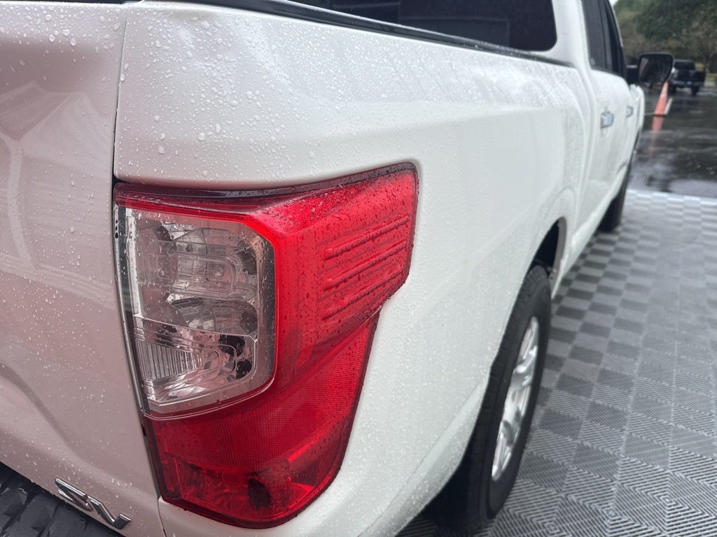 2019 Nissan Titan SV