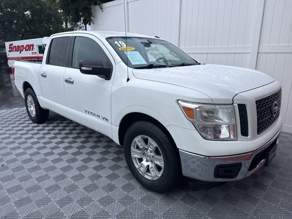 2019 Nissan Titan SV