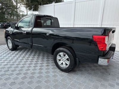 2017 Nissan Titan SV