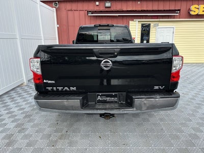 2017 Nissan Titan SV