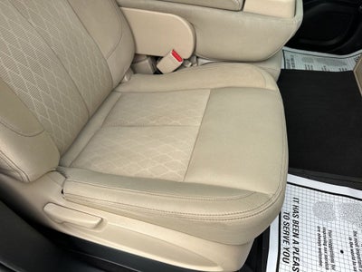 2017 Nissan Titan SV