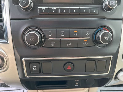 2017 Nissan Titan SV