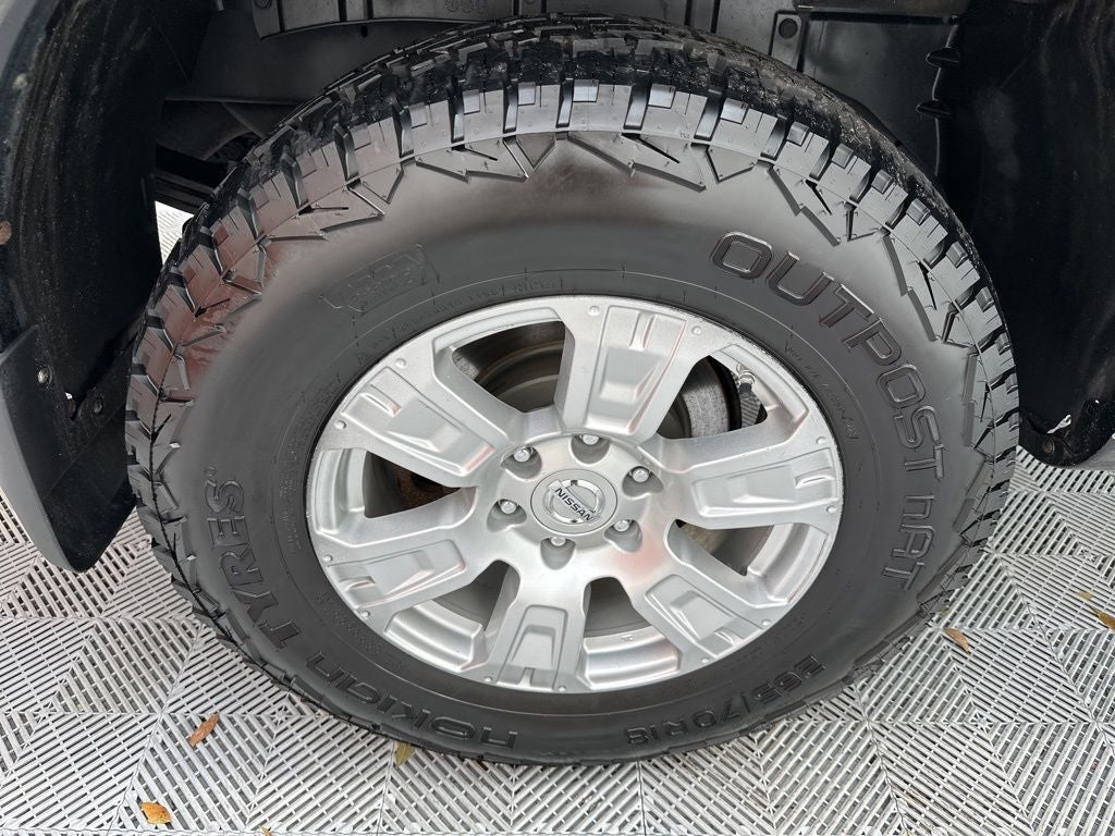 2017 Nissan Titan SV