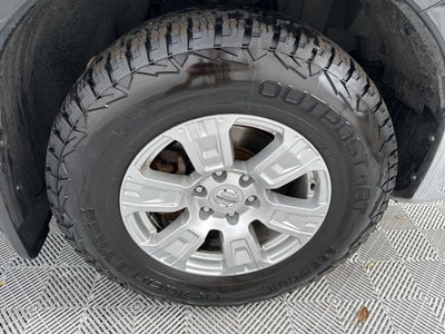 2017 Nissan Titan SV