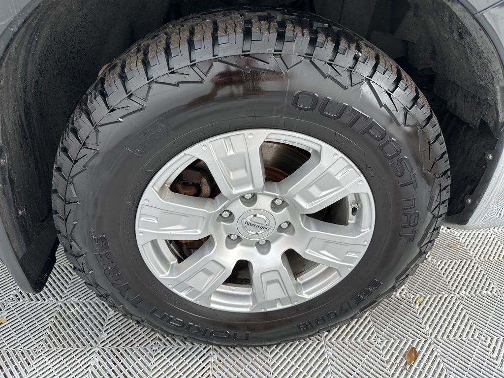 2017 Nissan Titan SV