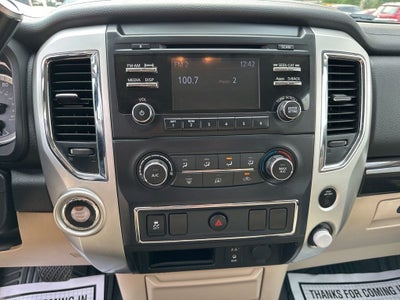 2017 Nissan Titan SV