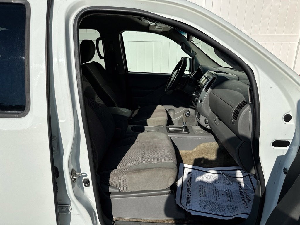2016 Nissan Frontier SV