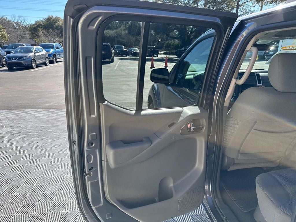 2019 Nissan Frontier SV