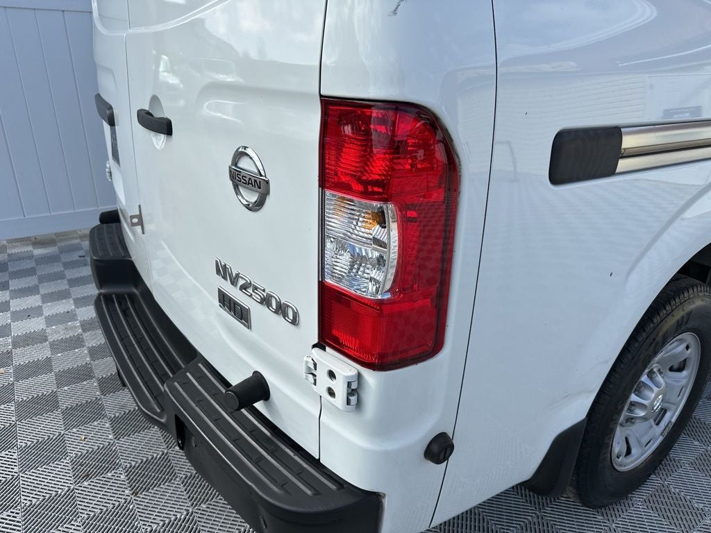 2015 Nissan NV2500 HD SV