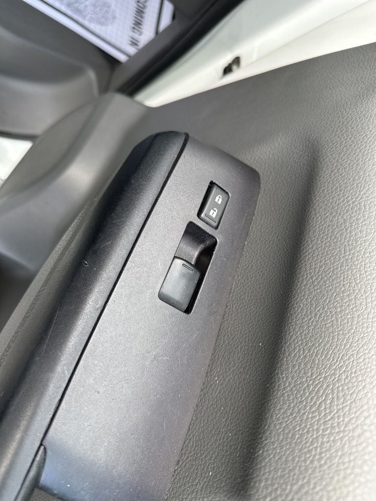 2015 Nissan NV2500 HD SV