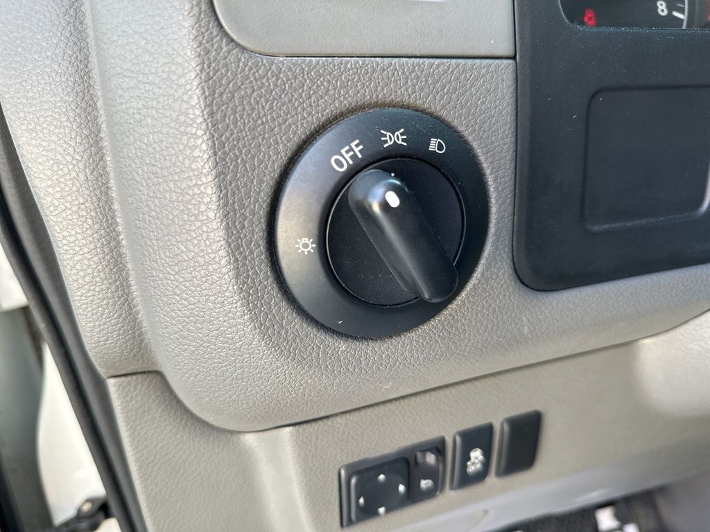 2015 Nissan NV2500 HD SV