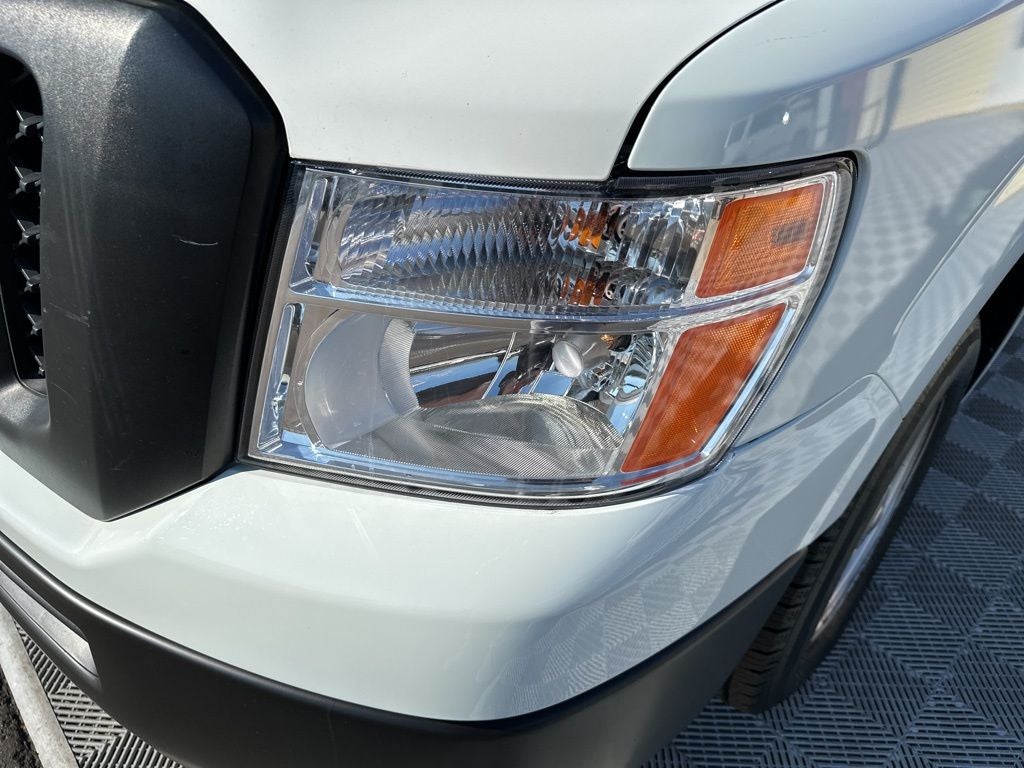 2017 Nissan NV2500 HD S Standard Roof