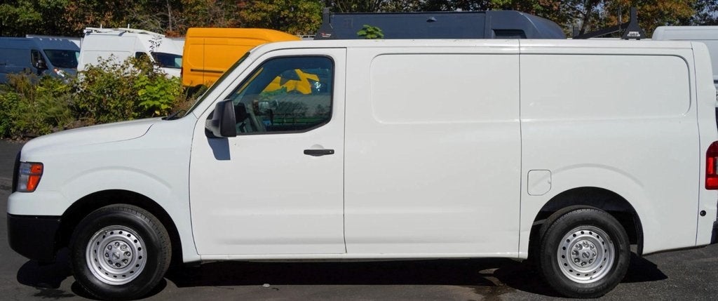 2017 Nissan NV2500 HD S Standard Roof