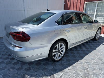 2017 Volkswagen Passat SEL Premium