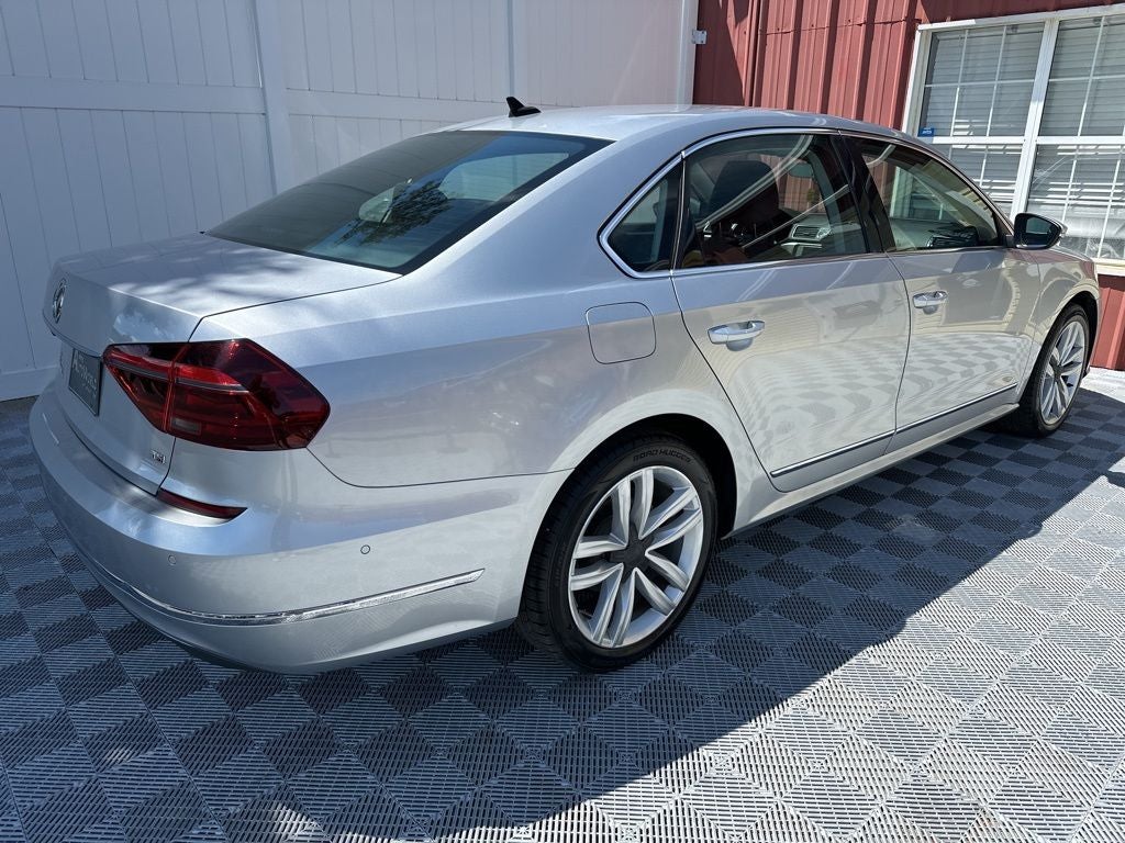 2017 Volkswagen Passat SEL Premium