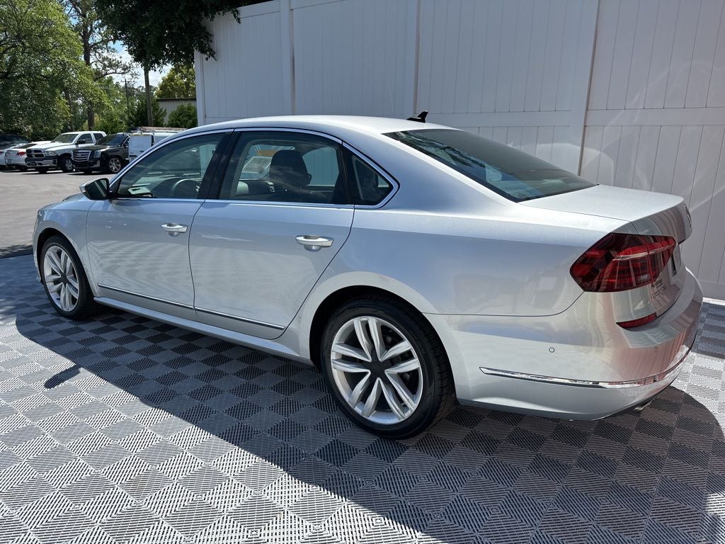 2017 Volkswagen Passat SEL Premium