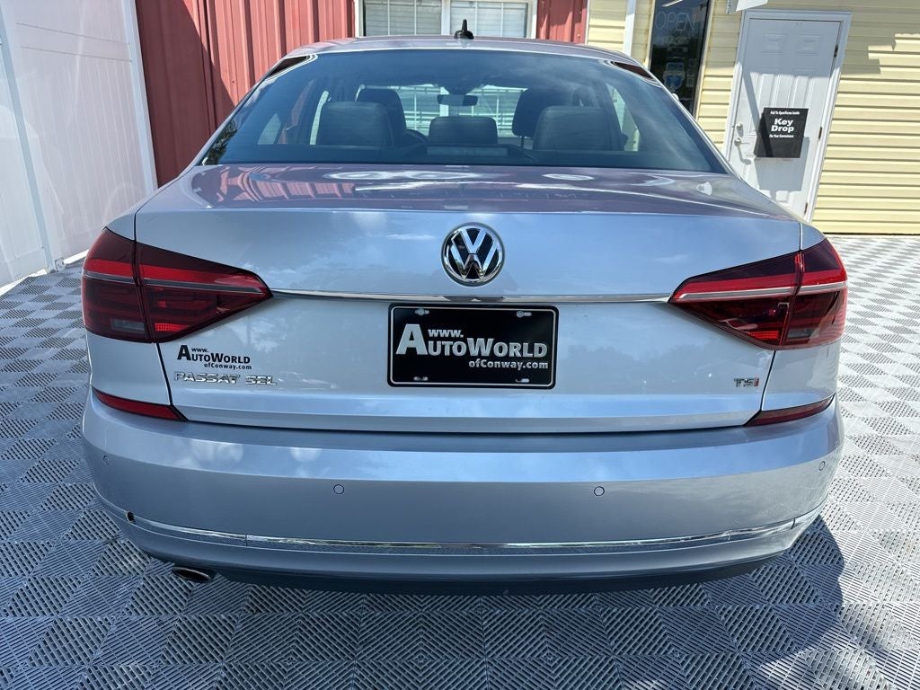 2017 Volkswagen Passat SEL Premium