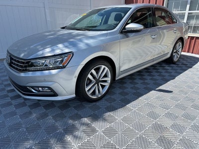 2017 Volkswagen Passat SEL Premium