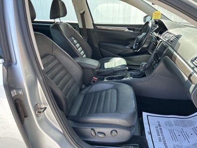 2017 Volkswagen Passat SEL Premium