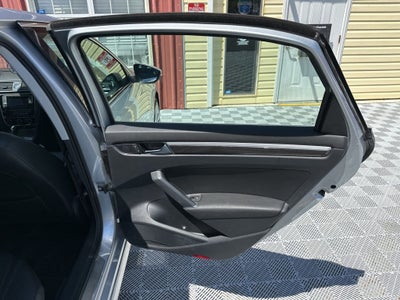 2017 Volkswagen Passat SEL Premium