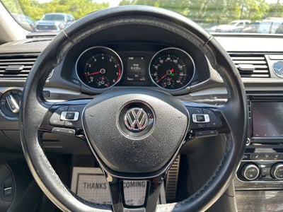 2017 Volkswagen Passat SEL Premium