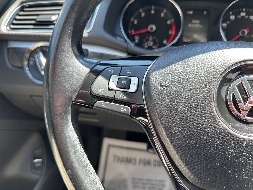 2017 Volkswagen Passat SEL Premium