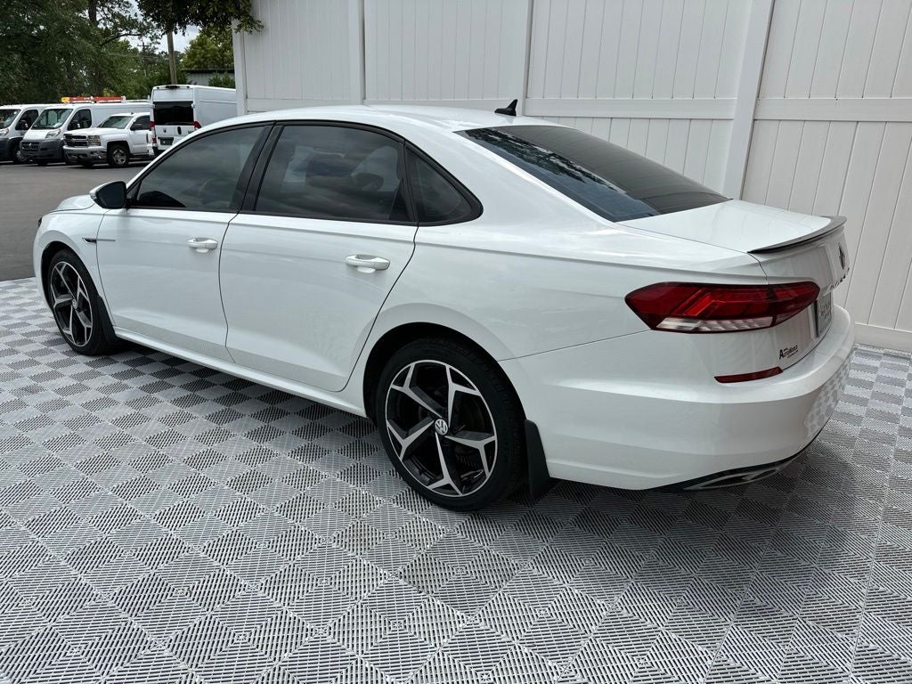 2021 Volkswagen Passat 2.0T R-Line