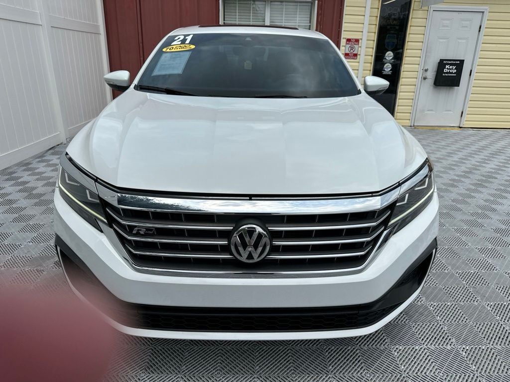 2021 Volkswagen Passat 2.0T R-Line