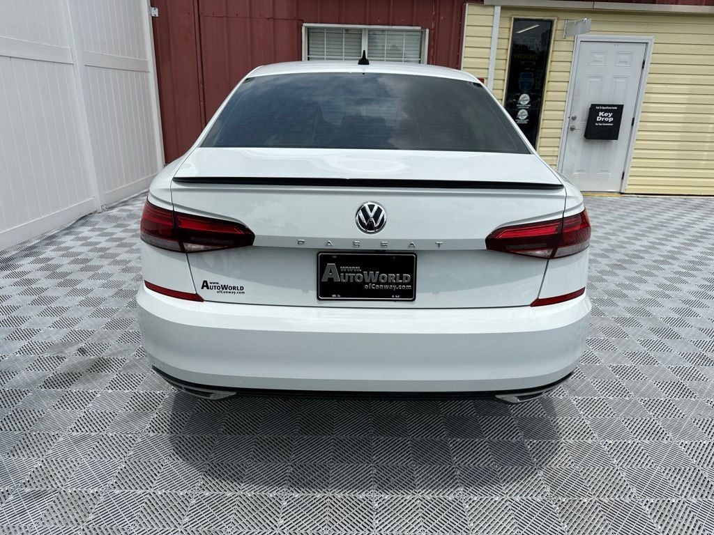 2021 Volkswagen Passat 2.0T R-Line