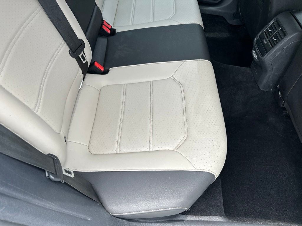 2021 Volkswagen Passat 2.0T R-Line
