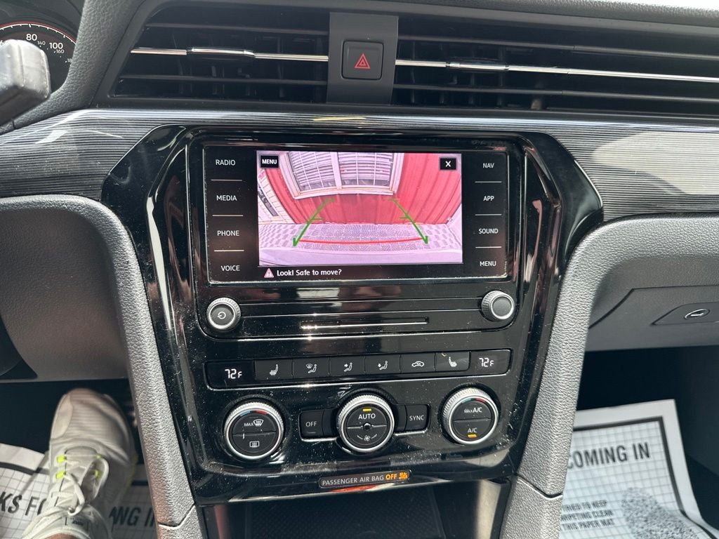 2021 Volkswagen Passat 2.0T R-Line