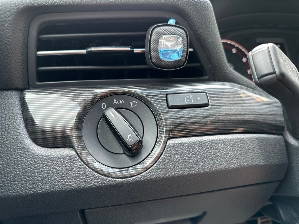 2021 Volkswagen Passat 2.0T R-Line