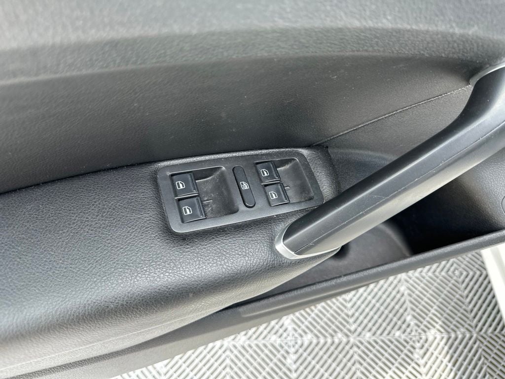 2021 Volkswagen Passat 2.0T R-Line