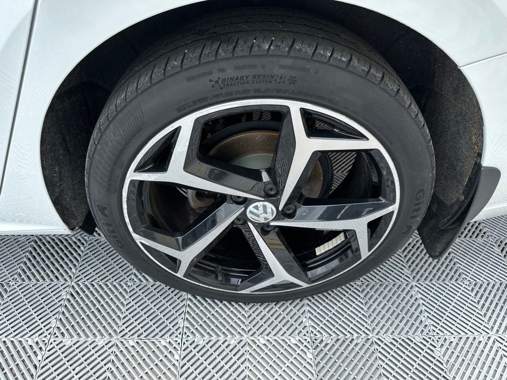 2021 Volkswagen Passat 2.0T R-Line
