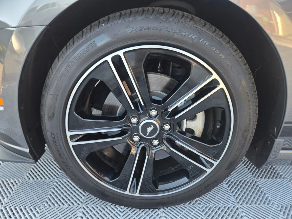 2014 Ford Mustang GT Premium