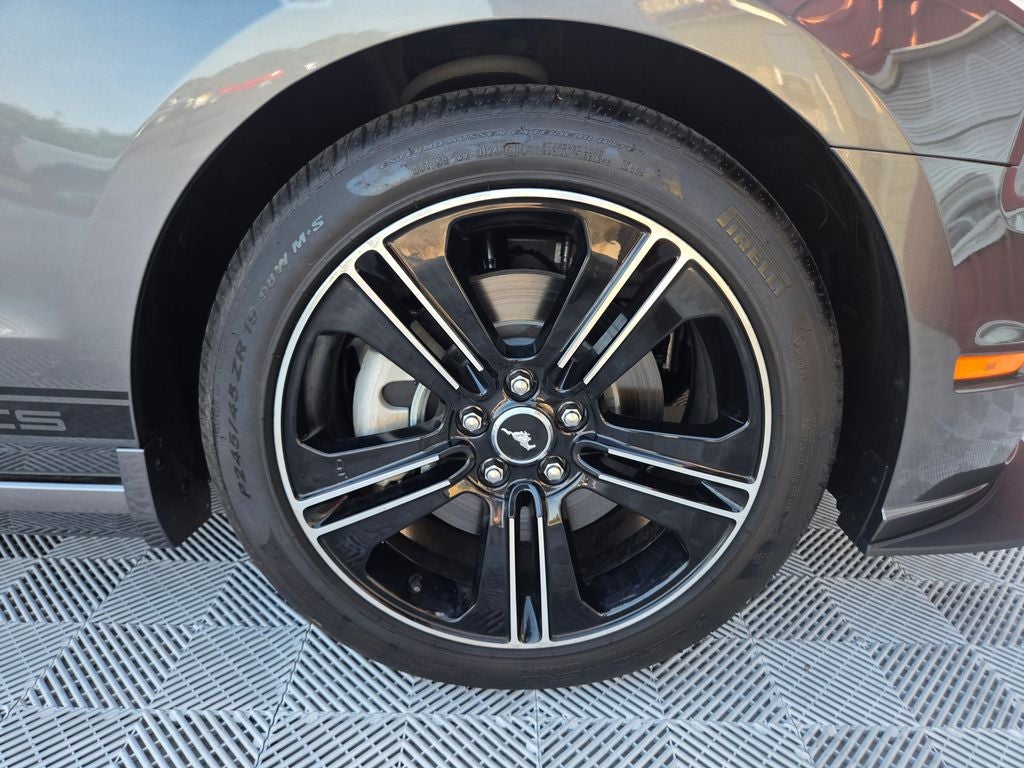 2014 Ford Mustang GT Premium