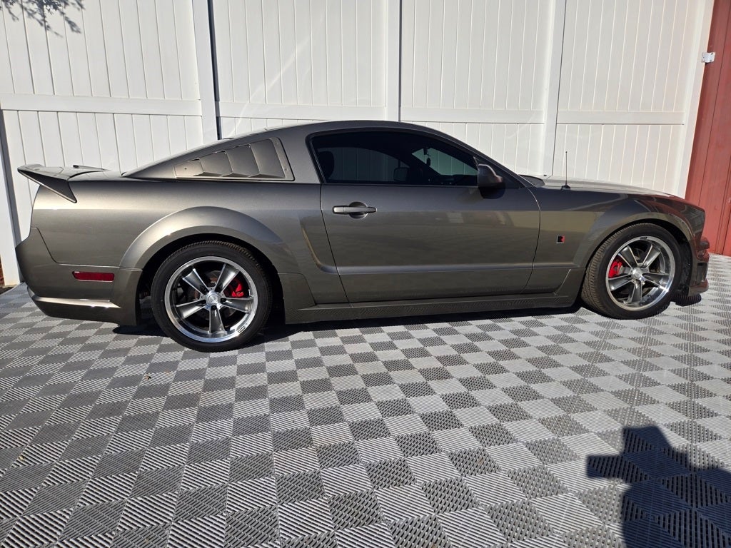 2005 Ford Mustang GT Premium Roush