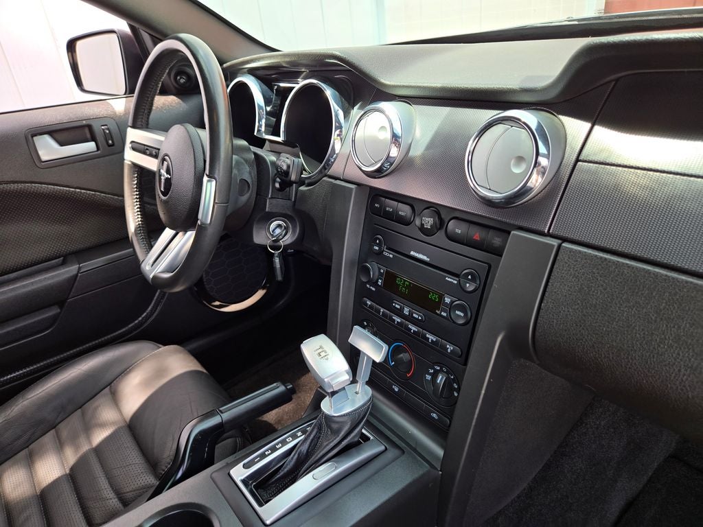 2007 Ford Mustang Base