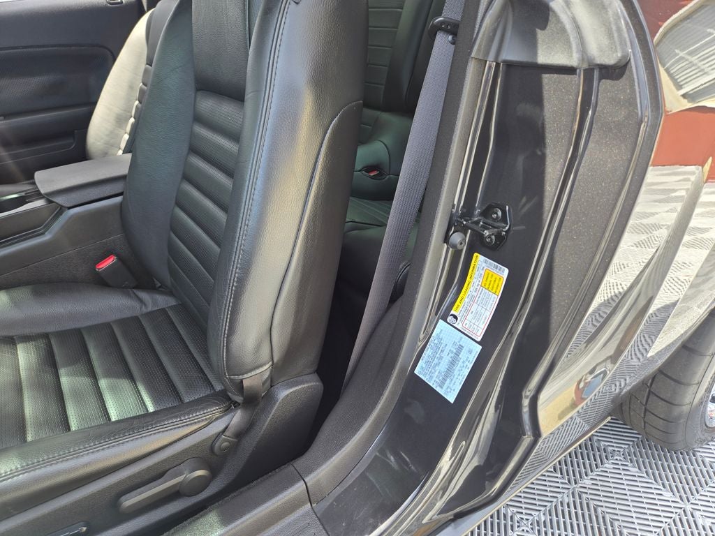 2007 Ford Mustang Base