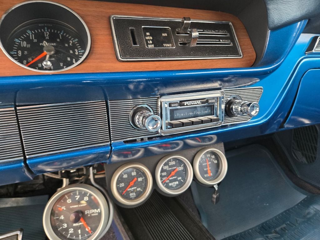 1965 Pontiac GTO Base