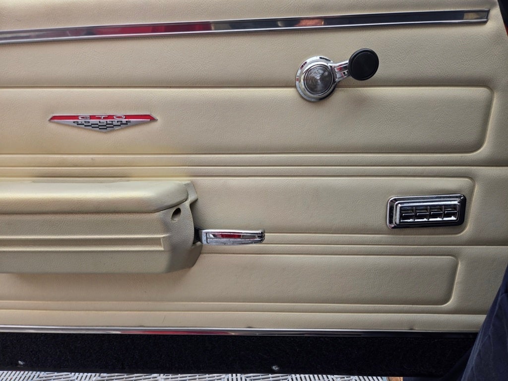 1968 Pontiac GTO Base