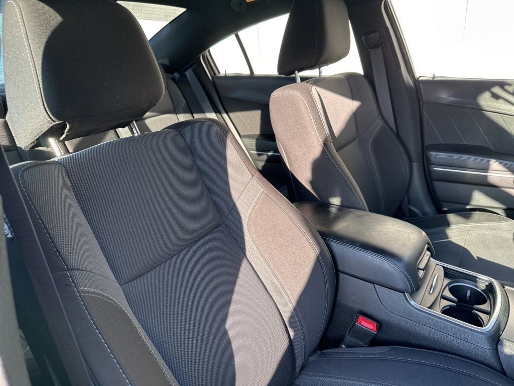 2016 Dodge Charger SXT