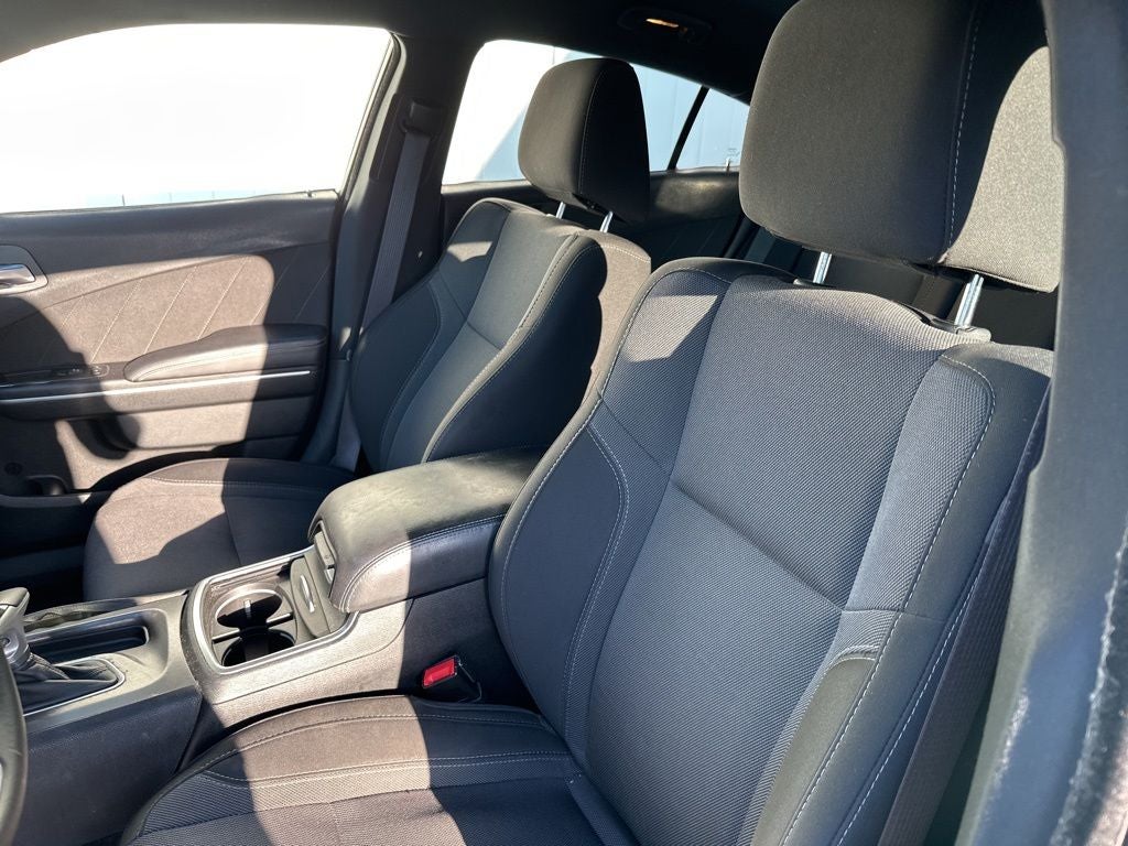 2016 Dodge Charger SXT