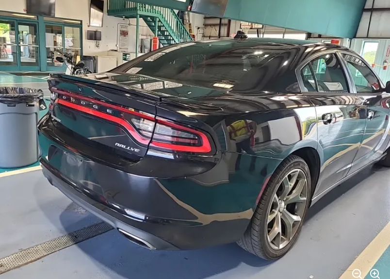 2016 Dodge Charger SXT
