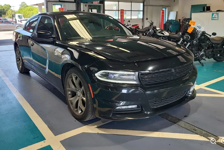 2016 Dodge Charger SXT
